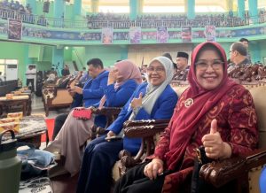 PASCASARJANA UIN STS JAMBI HADIRI KULIAH UMUM BERSAMA MENTERI HAM RI NATALIUS PIGAI